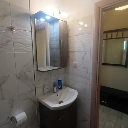 דירה Roula's Beach House *